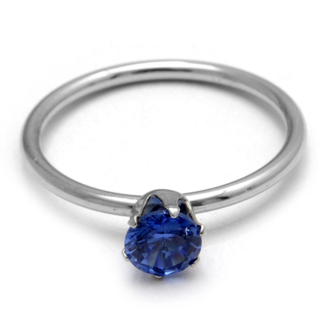 Anillo solitario cubic azul