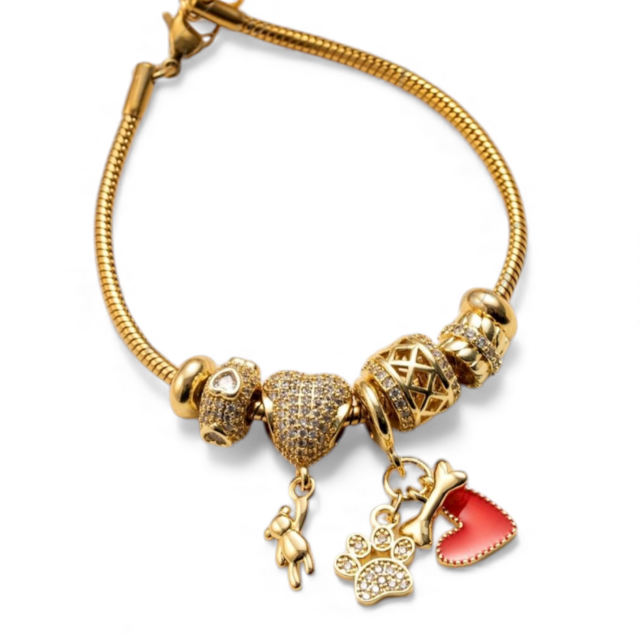 PULSERA ACERO DORADO CHARMS CORAZÓN ROJO MICROPAVE