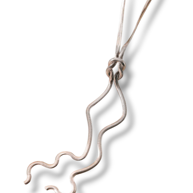 COLLAR ACERO CORBATERO CHATA LARGA